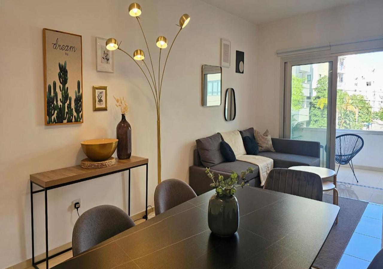 Phaedrus Living: City Centre Luxury Flat Esperidon 201 Nicosia Ngoại thất bức ảnh