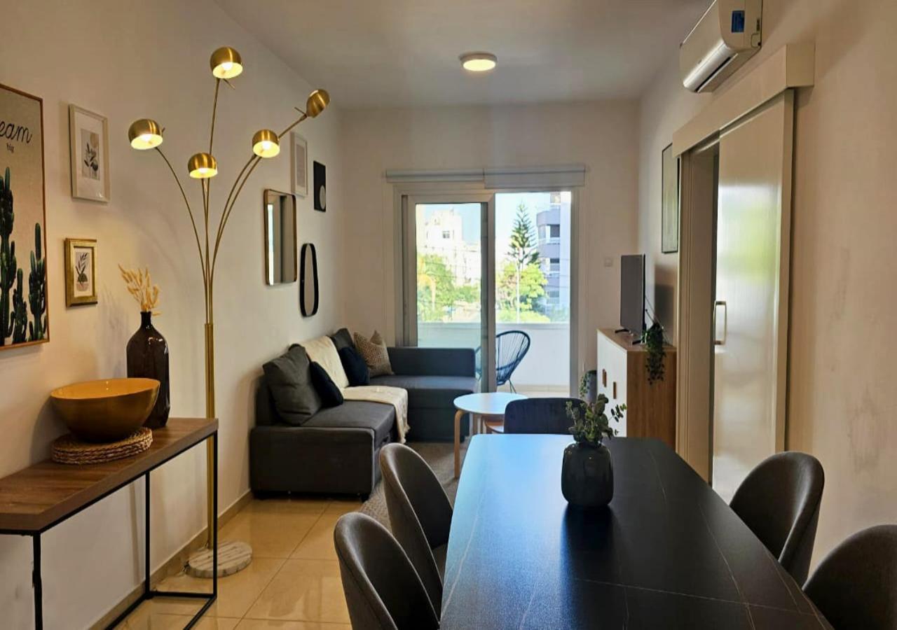 Phaedrus Living: City Centre Luxury Flat Esperidon 201 Nicosia Ngoại thất bức ảnh
